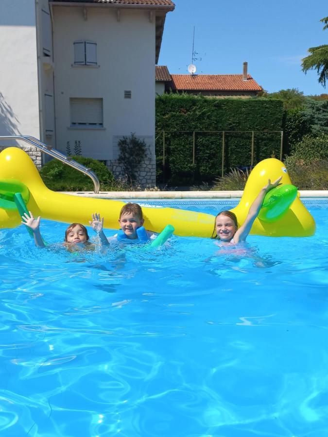 Sainte-Livrade-sur-Lot La Maison Basque מראה חיצוני תמונה