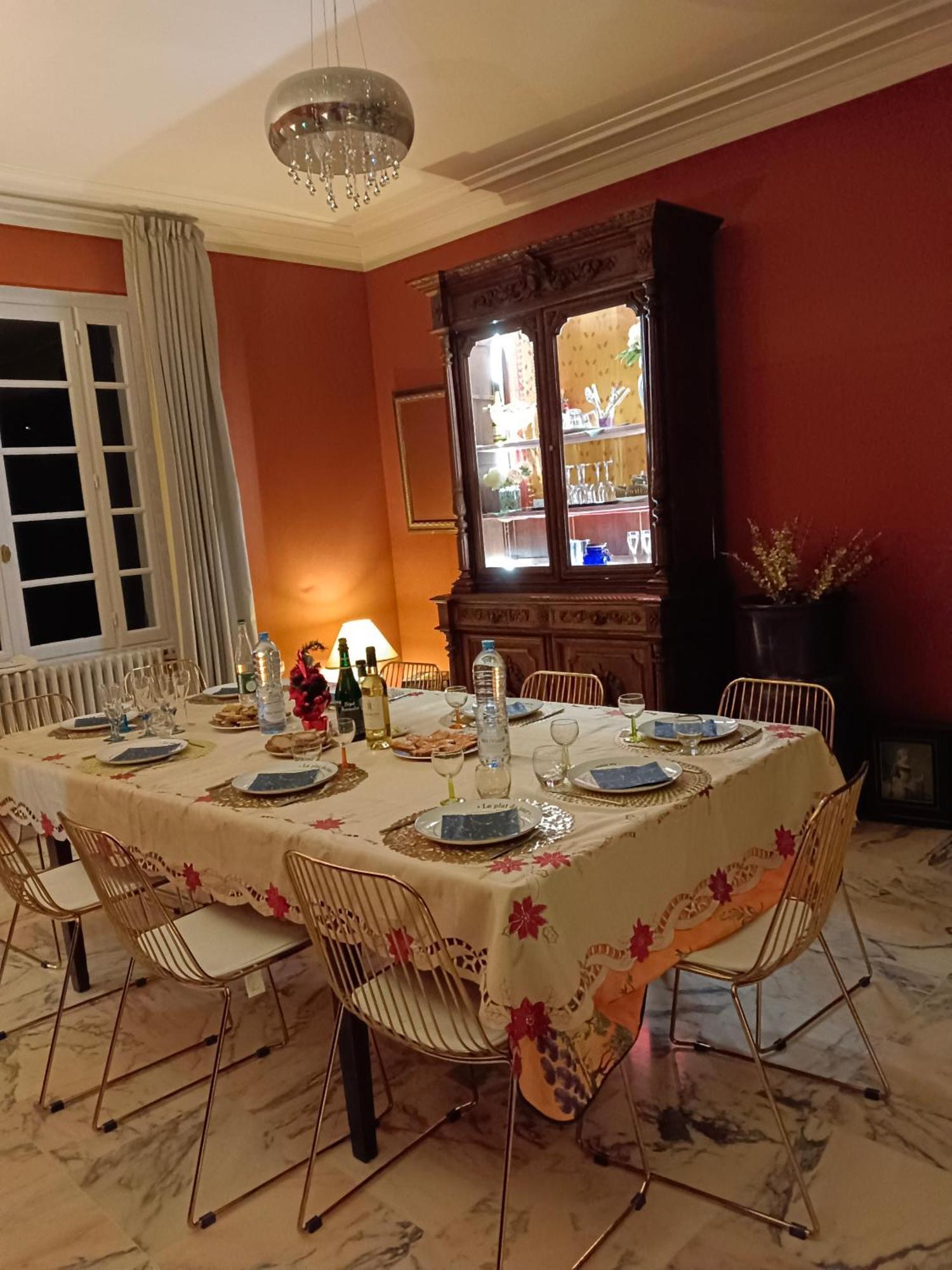 Sainte-Livrade-sur-Lot La Maison Basque מראה חיצוני תמונה